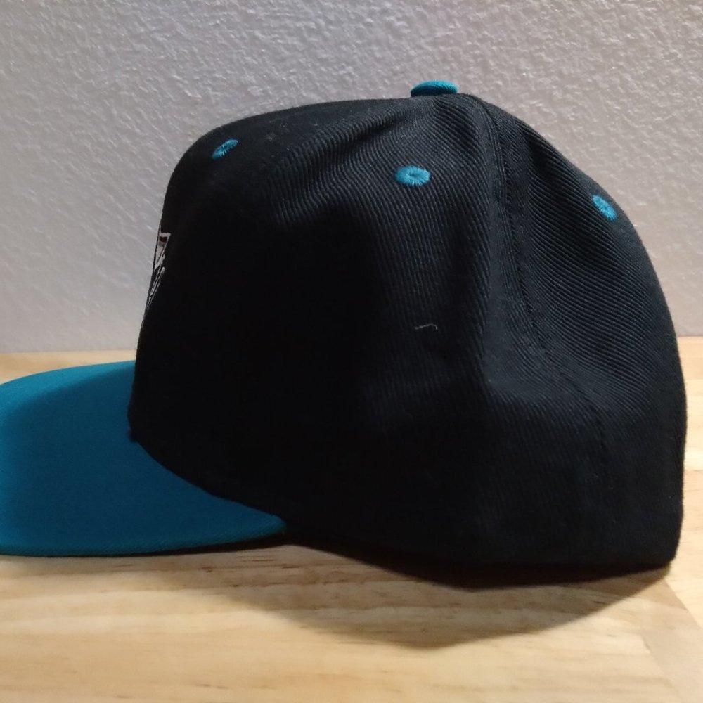 Vintage Reebok San Jose Sharks NHL Snap Back Hat - Picture 3 of 8